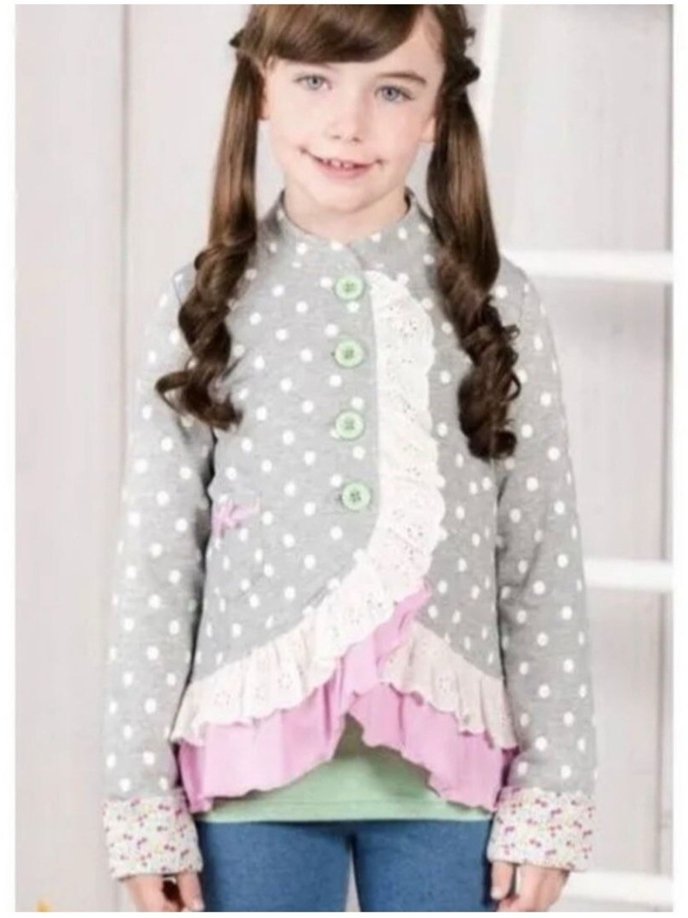 Matilda Jane Lead the Way Jacket sz 4
Gray polka dot eyelet trim pink ruffle